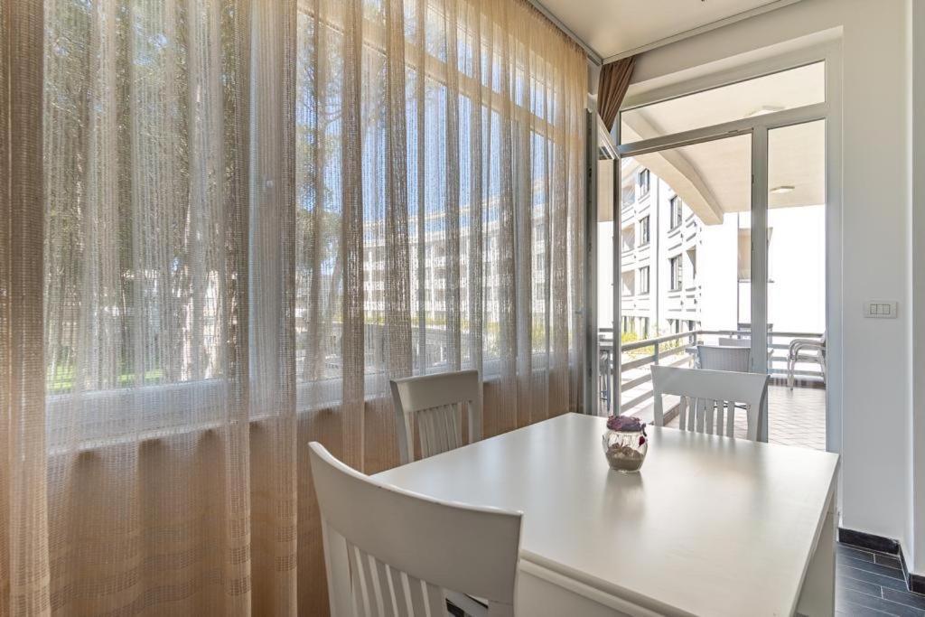 Ajten Apartments Durres Exterior photo