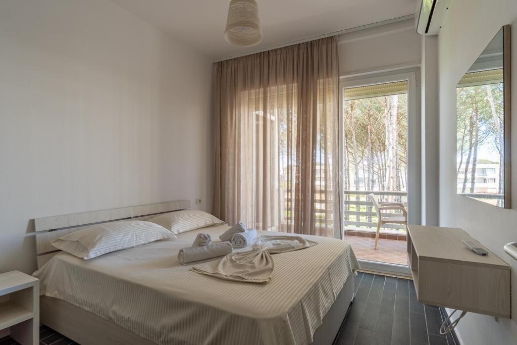 Ajten Apartments Durres Exterior photo