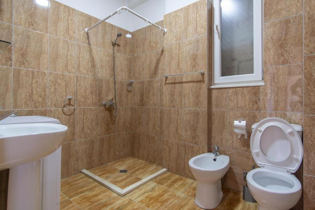 Ajten Apartments Durres Exterior photo